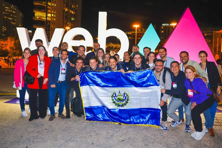 José Roberto Rodríguez Duque: La delegación de El Salvador en Web Summit Lisboa, noviembre 2024